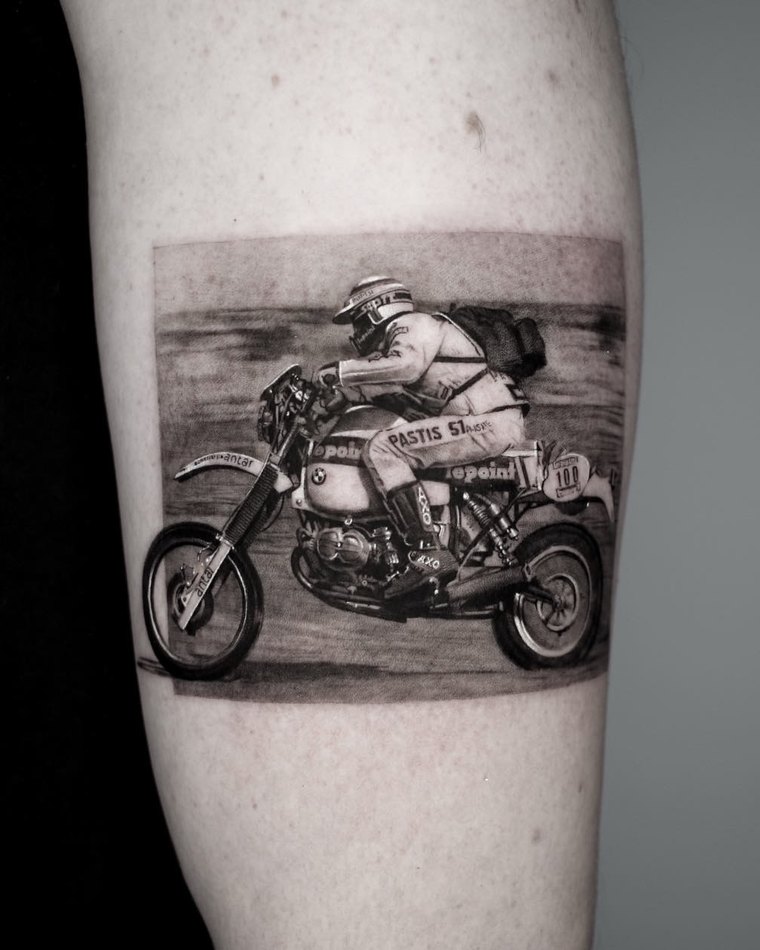 Micro-realism tattoo by Goldy Z, 7
