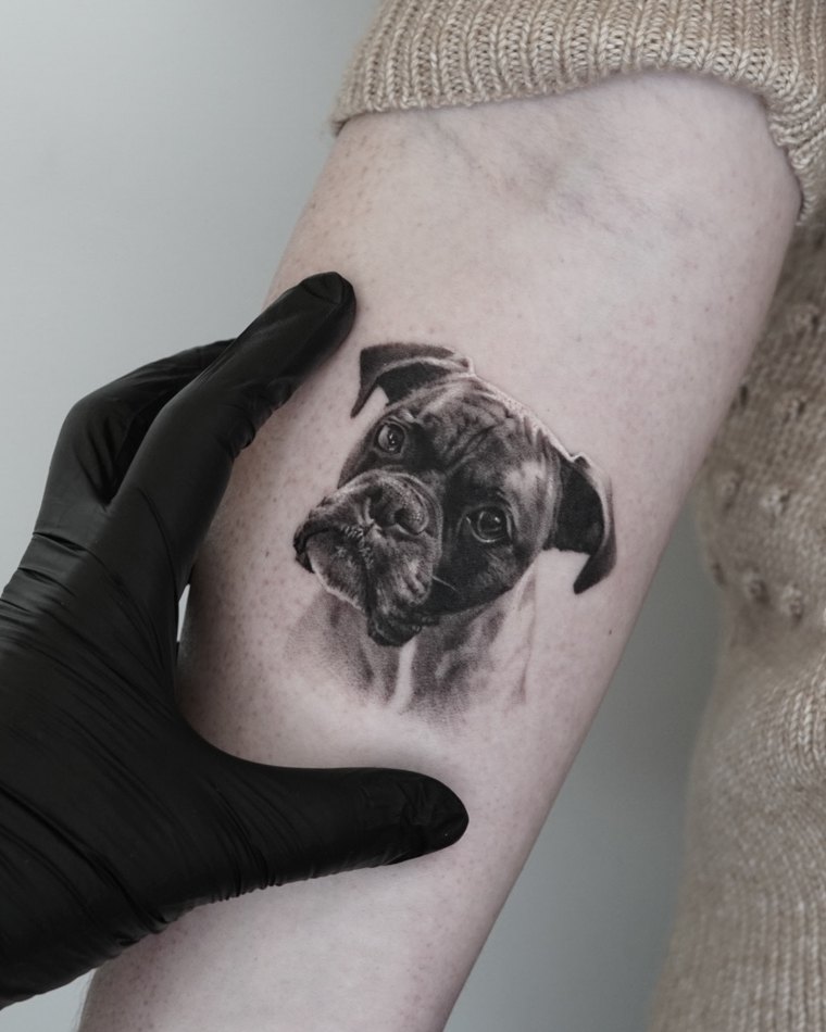 Micro-realism tattoo by Goldy Z, 9